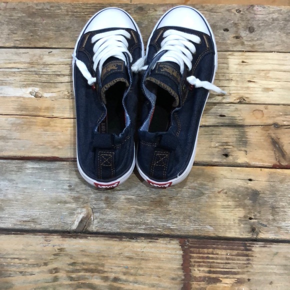 Levi Slip Ons - Picture 2 of 6